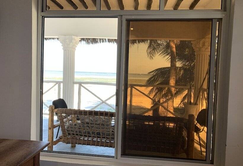 בית מלון כפרי The African Paradise Beach