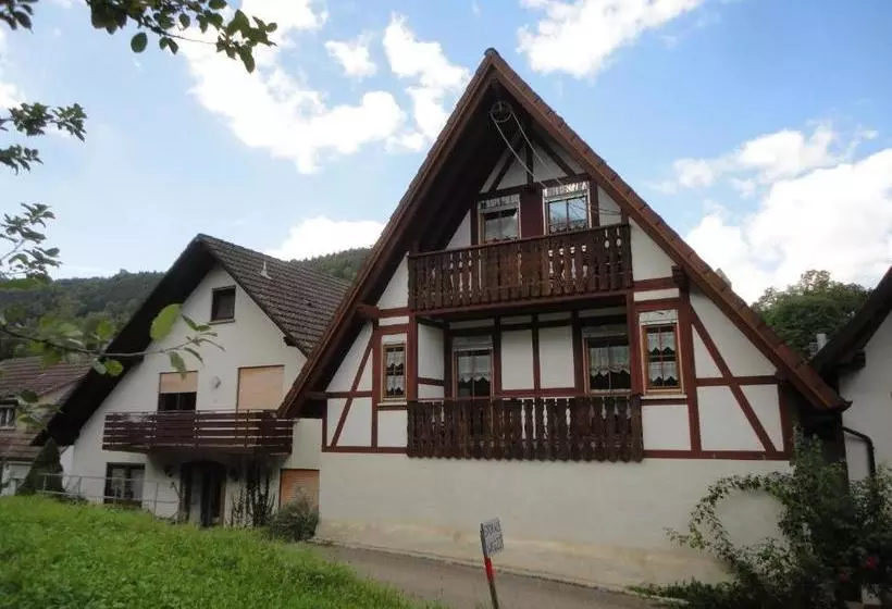 ペンション Gästehaus Zur Linde