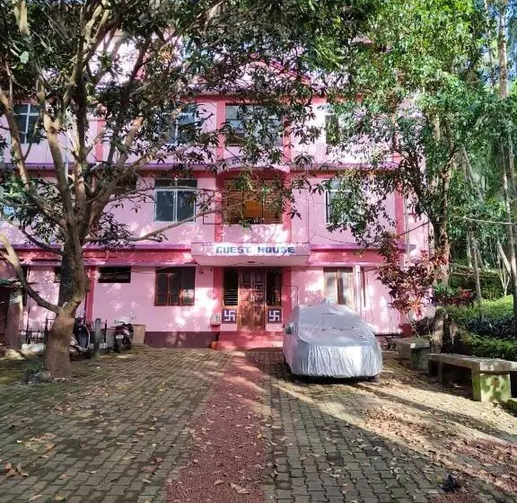 ペンション Shastri Guest House
