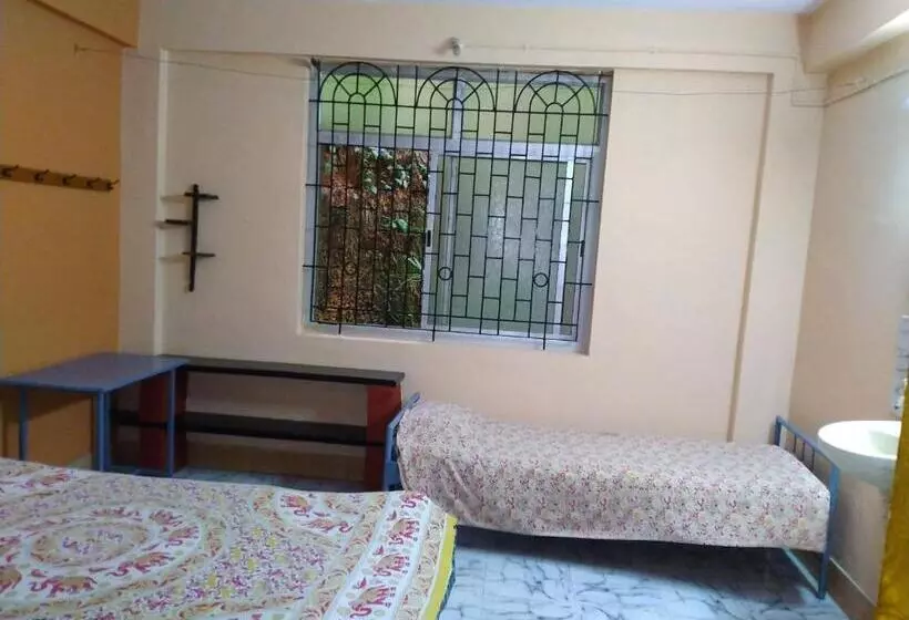 ペンション Shastri Guest House