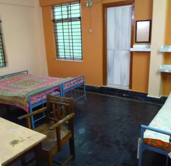 ペンション Shastri Guest House