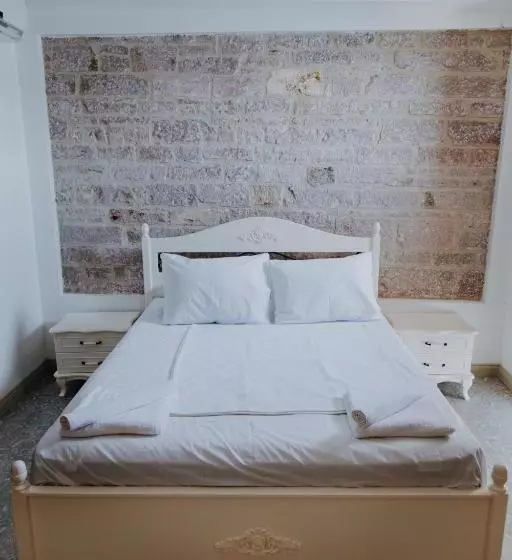 Kanelo Otel