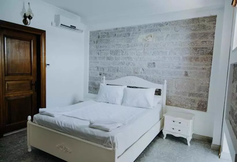 Kanelo Otel
