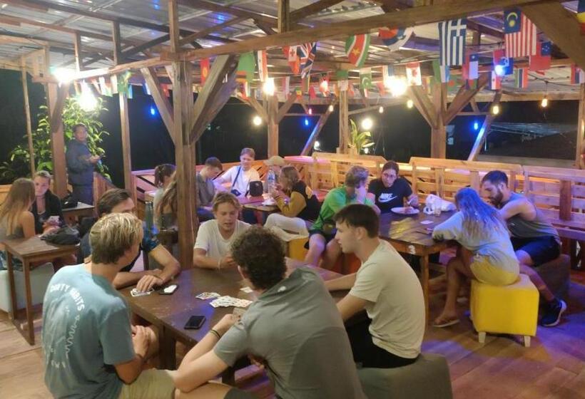 הוסטל Angin Mamiri Rinjani Cottages And Restaurant