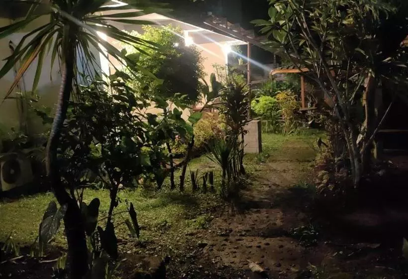 ユースホステル Angin Mamiri Rinjani Cottages And Restaurant