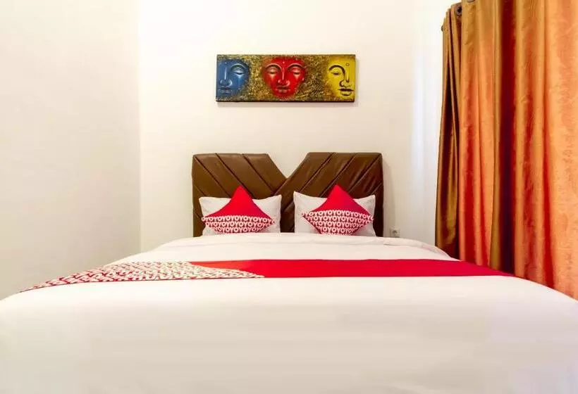 ホテル Capital O 92444 Kamojo Guest House