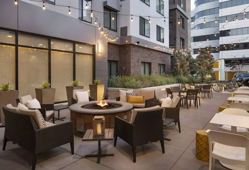 Hotelli Residence Inn Walnut Creek