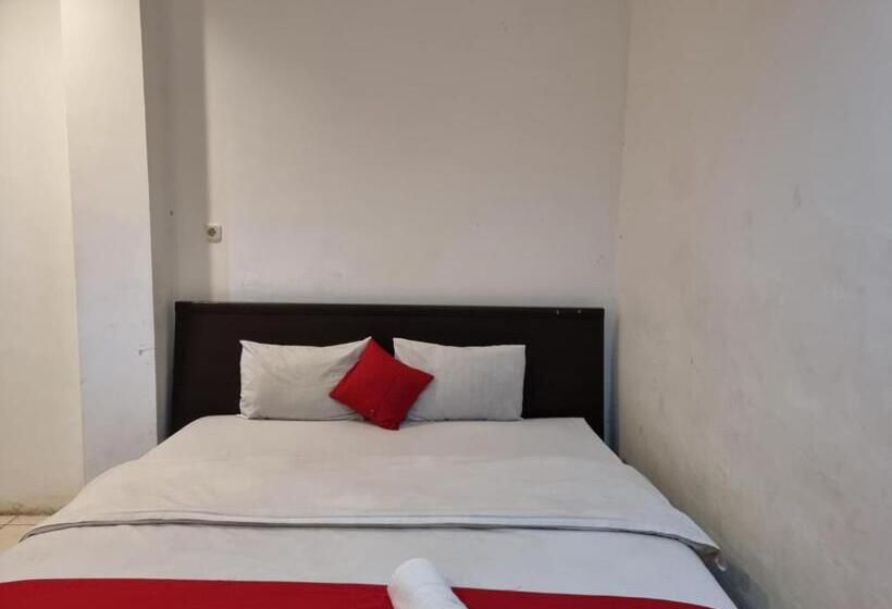 פנסיון Reddoorz @ Jalan Sei Mencirim Medan