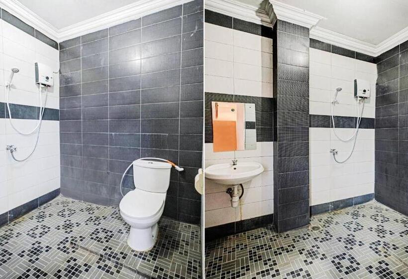 פנסיון Reddoorz @ Jalan Sei Mencirim Medan