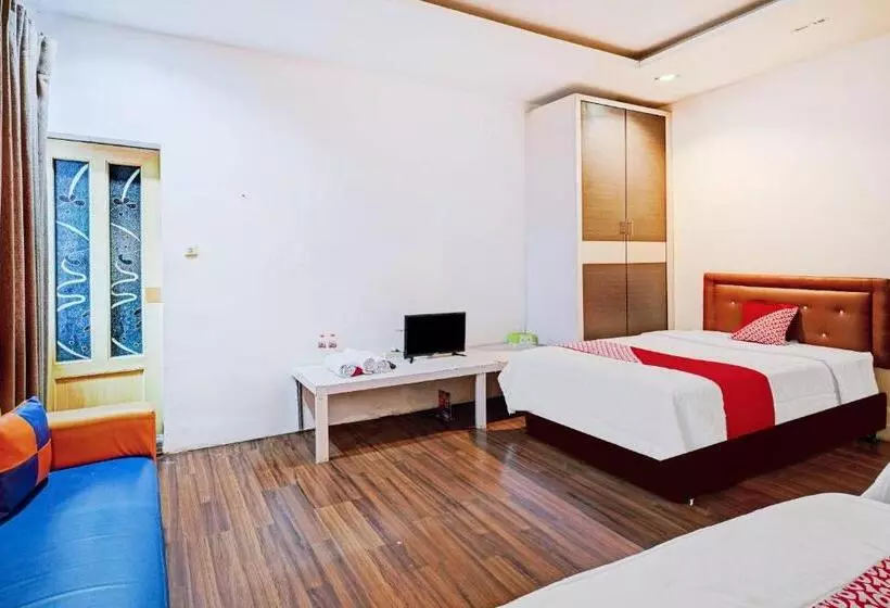 ペンション Reddoorz @ Jalan Sei Mencirim Medan