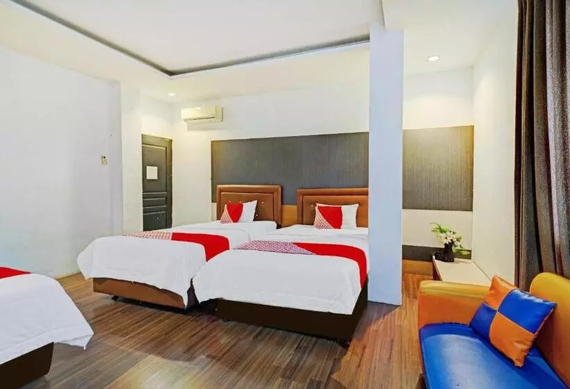 ペンション Reddoorz @ Jalan Sei Mencirim Medan