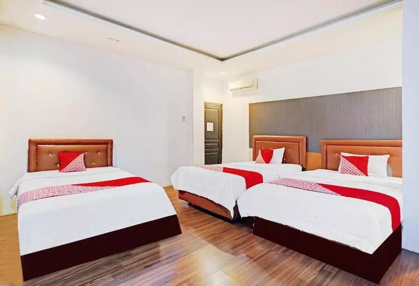 ペンション Reddoorz @ Jalan Sei Mencirim Medan