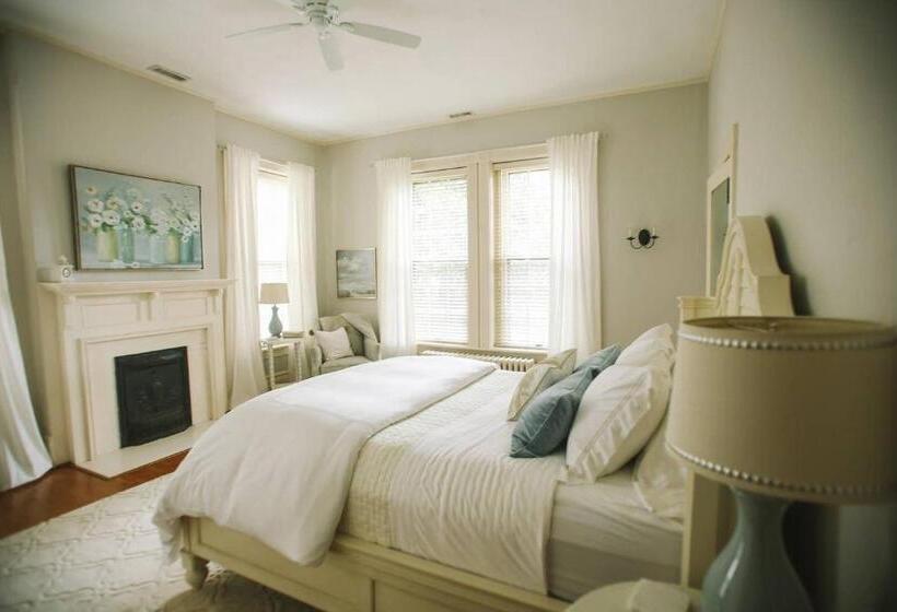 Nocleg ze śniadaniem The Pinner House