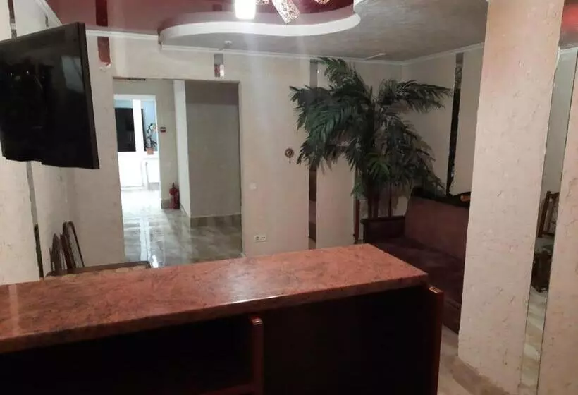 ホテル хостел готель колізей