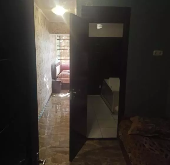 ホテル хостел готель колізей