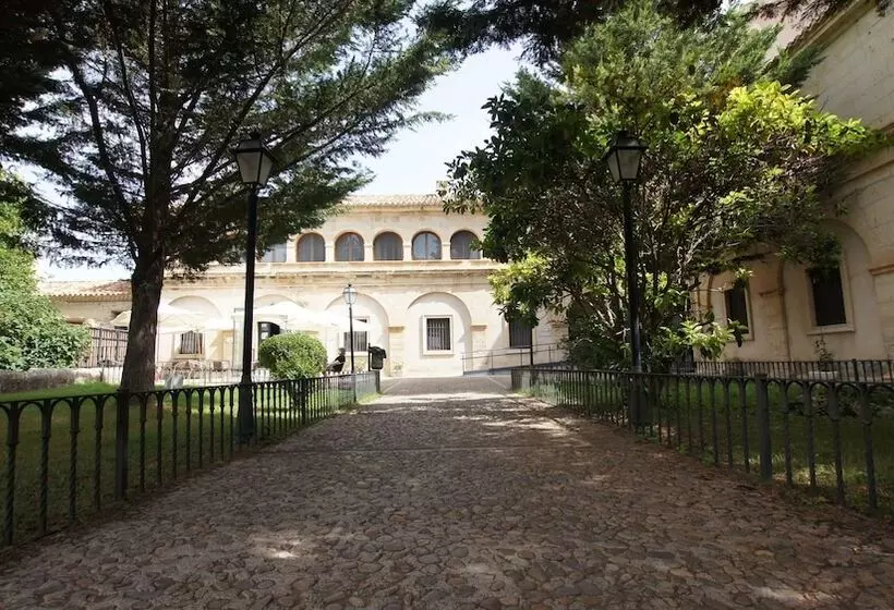 Otel Monasterio De Tejeda