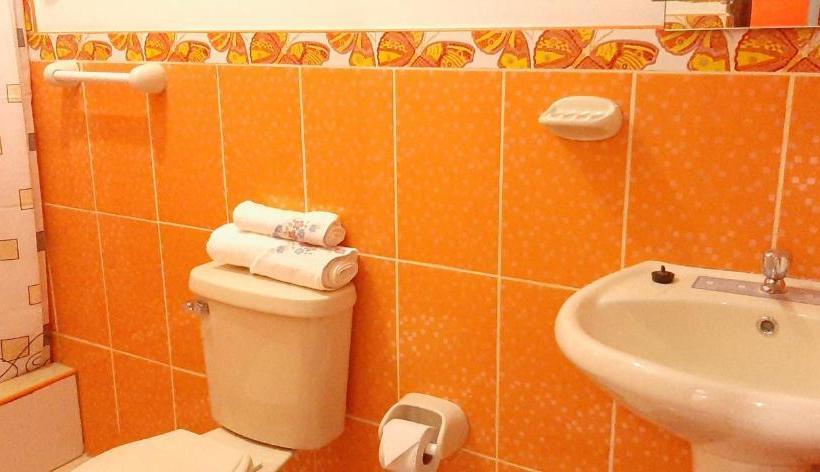 Pension Marlon's House Nasca