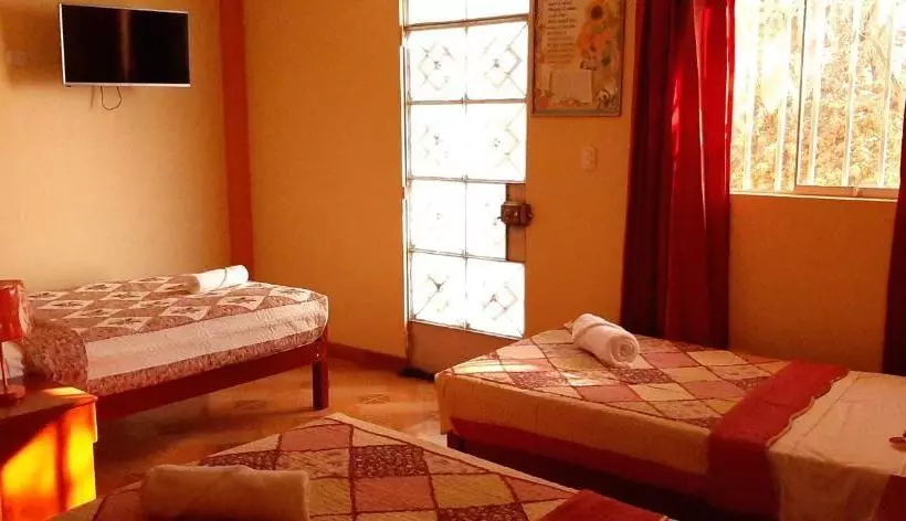 ペンション Marlon's House Nasca