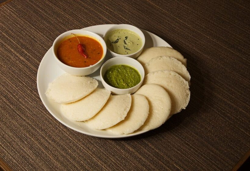 ホテル Grand Kadamba