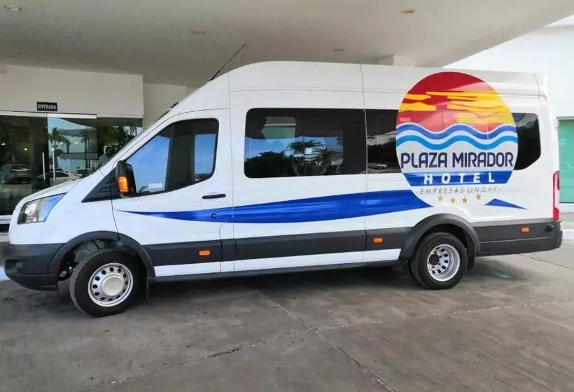 ホテル Plaza Mirador