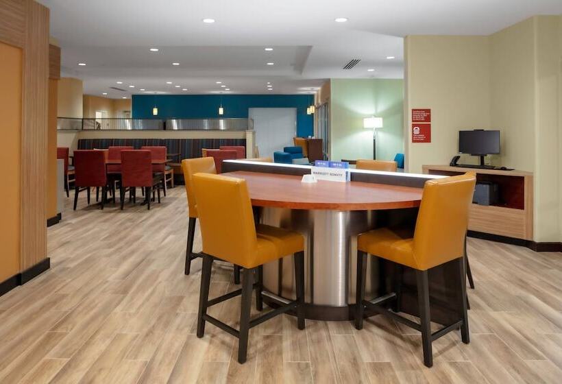 בית מלון כפרי Towneplace Suites By Marriott Gainesville