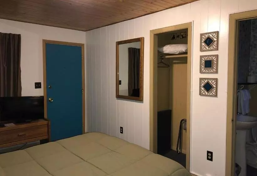 هاستل Hilltop Lodge And Cabins