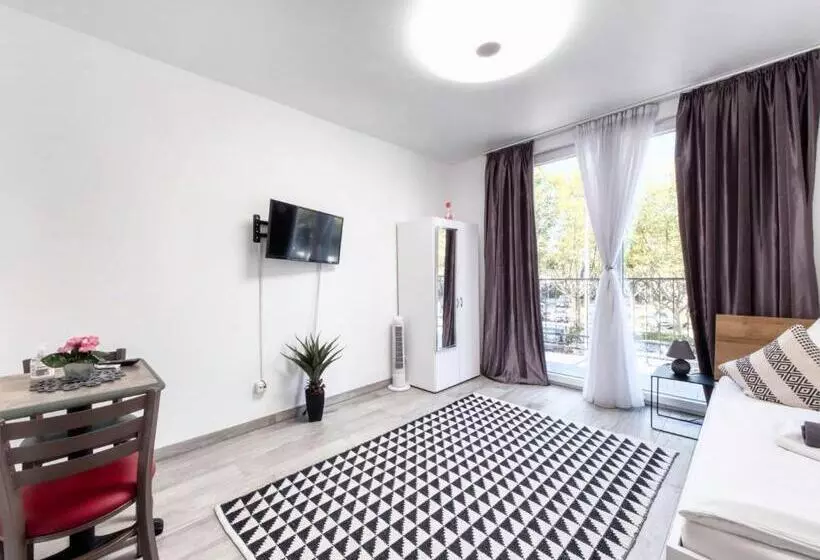 هاستل Pension Amanda