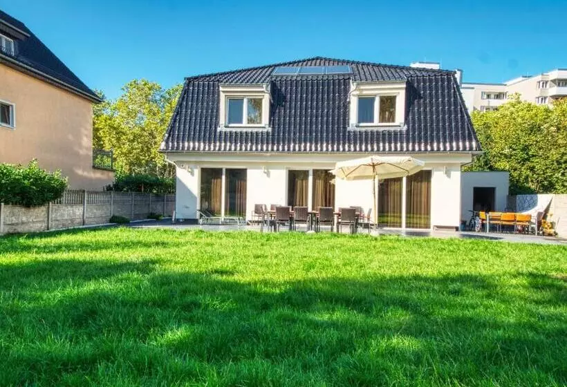 هاستل Pension Amanda