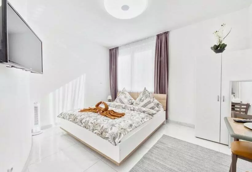 هاستل Pension Amanda