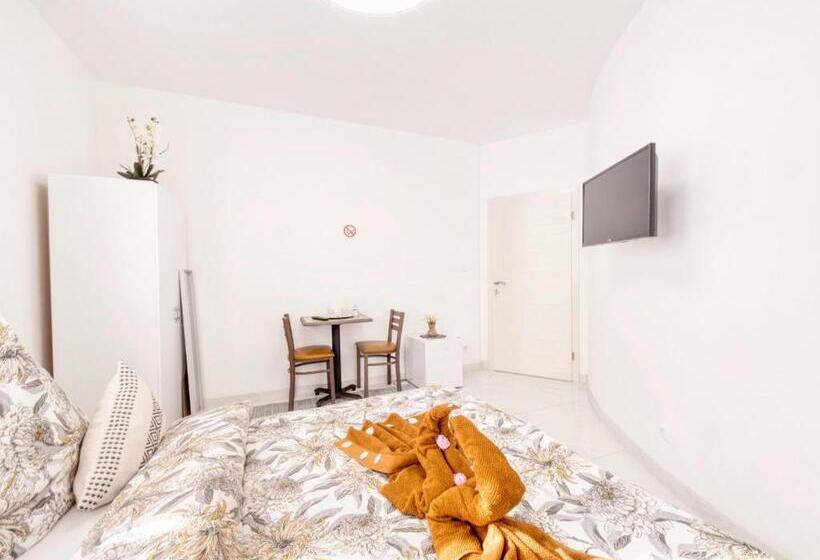 هاستل Pension Amanda