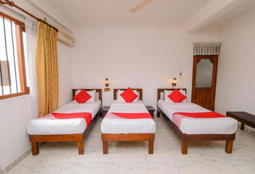 Otel Oyo 373 Grand Kandy Villa