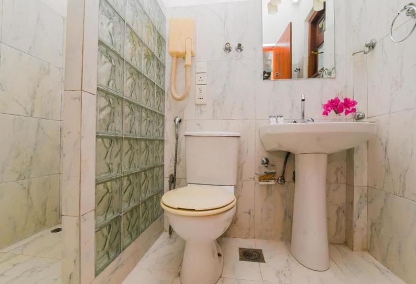 Otel Oyo 373 Grand Kandy Villa