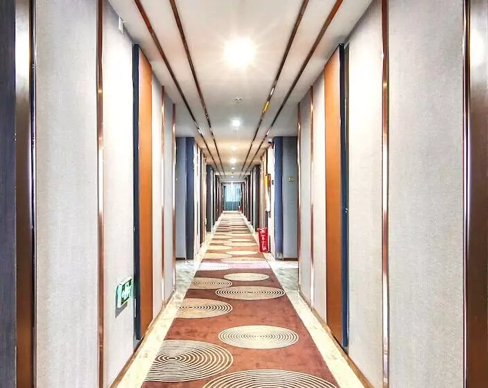 ホテル Ramada By Wyndham Zhangjiajie