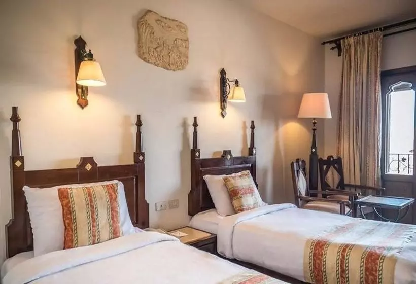 هتل Sunny Days Resort Spa & Aquapark