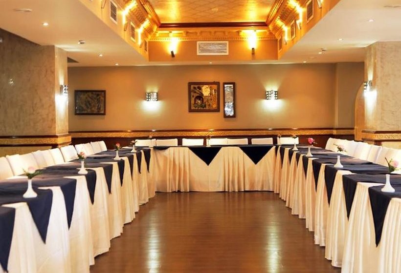 ホテル Sunny Days Resort Spa & Aquapark