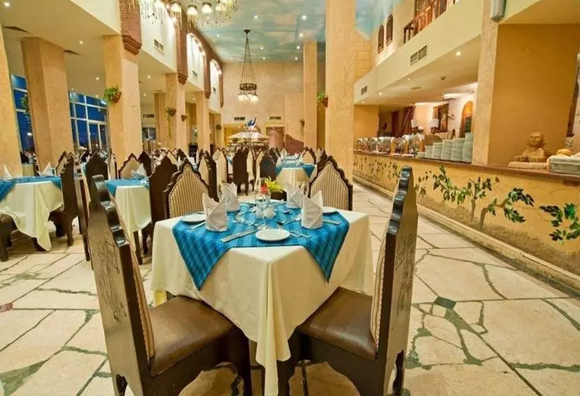 هتل Sunny Days Resort Spa & Aquapark