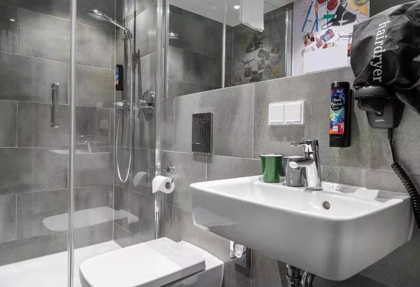 ホテル The Niu Loom