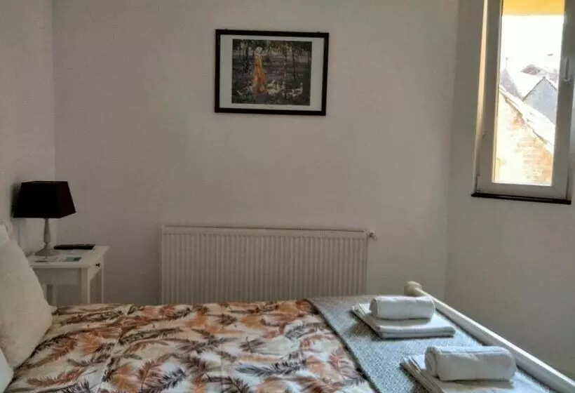 Bed and Breakfast Casa Scheiana
