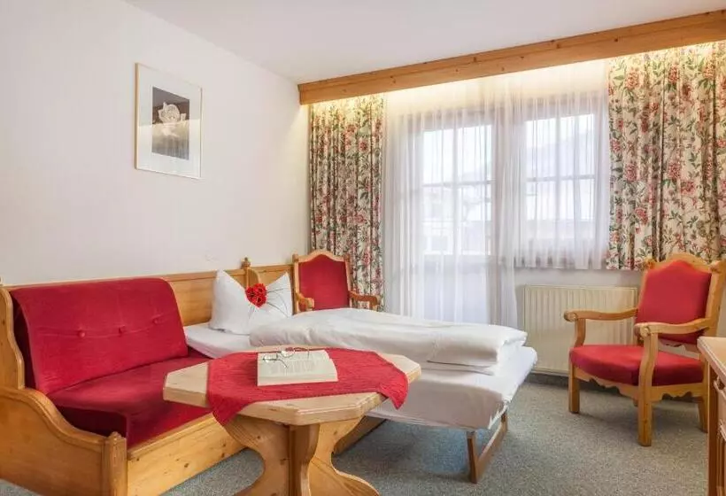 ホテル Garni Hanslerhof  Urlaub Am Bauernhof