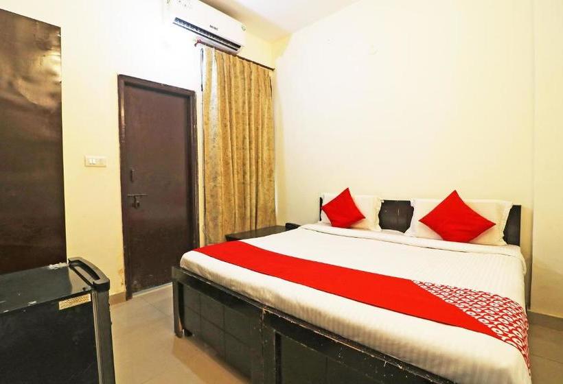 בית מלון כפרי Oyo 37833  Mapple