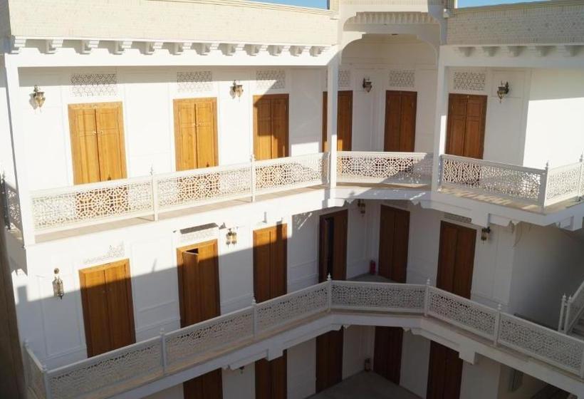 هتل Shahristan Plaza