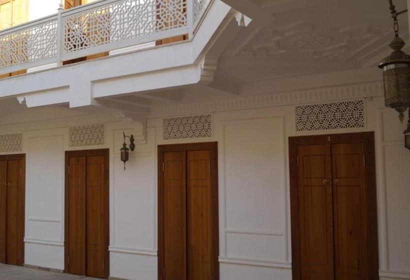 هتل Shahristan Plaza