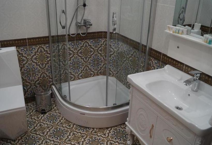 هتل Shahristan Plaza