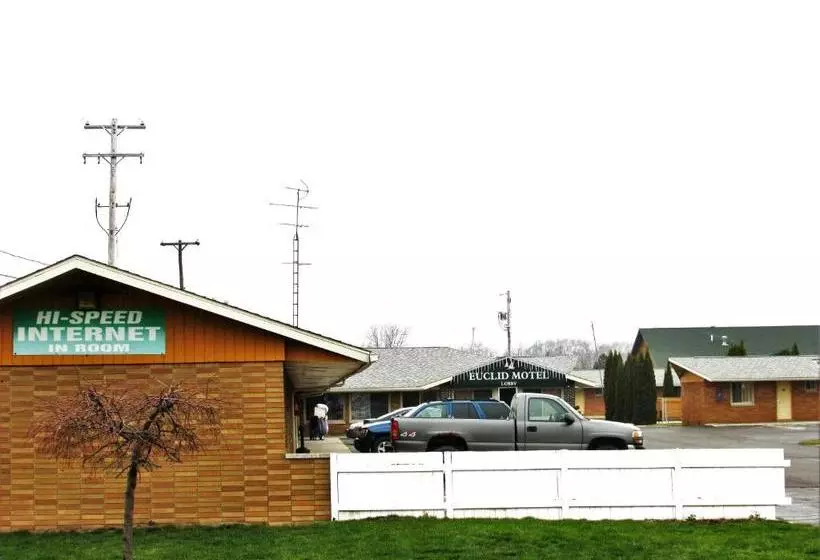 Euclid Motel
