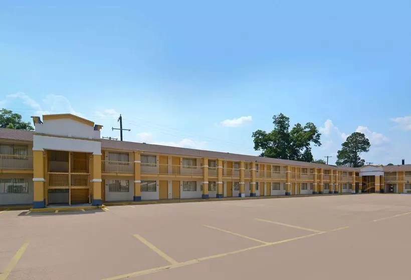 ホテル Americas Best Value Inn Alexandria