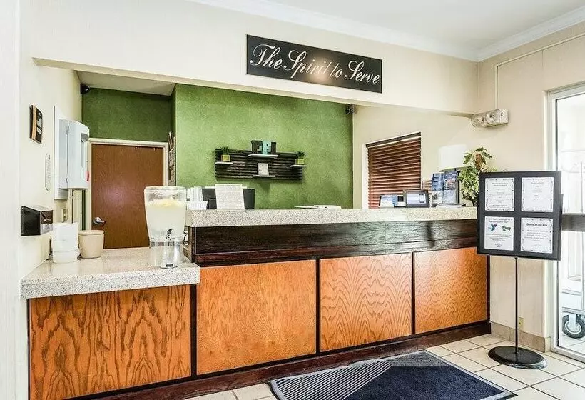 Отель Comfort Inn Bettendorf Quad Cities