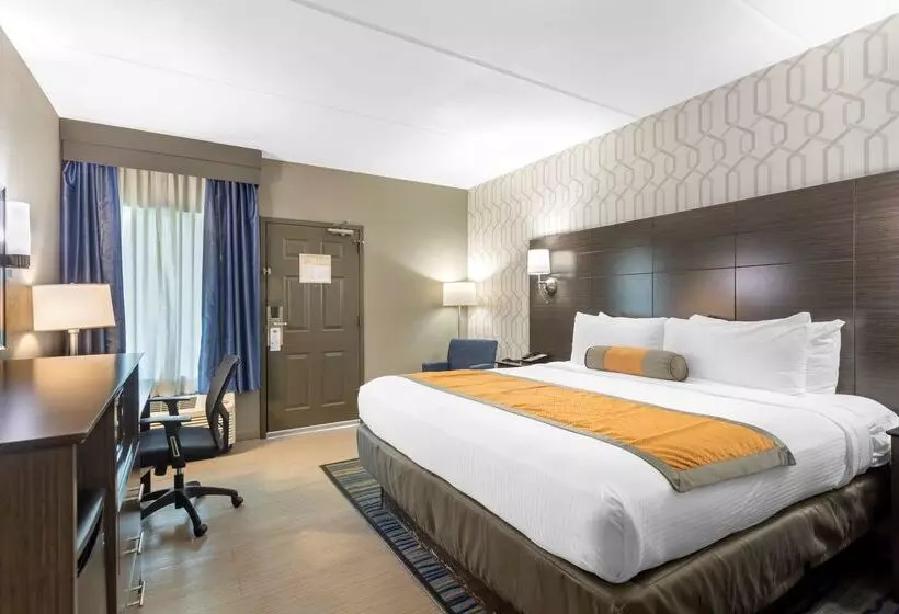 Отель Best Western Plus Bowling Green