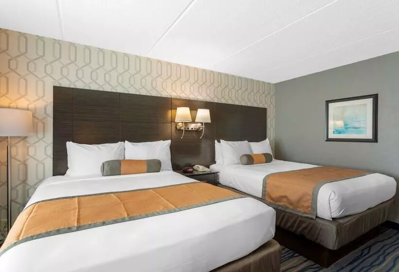 Отель Best Western Plus Bowling Green