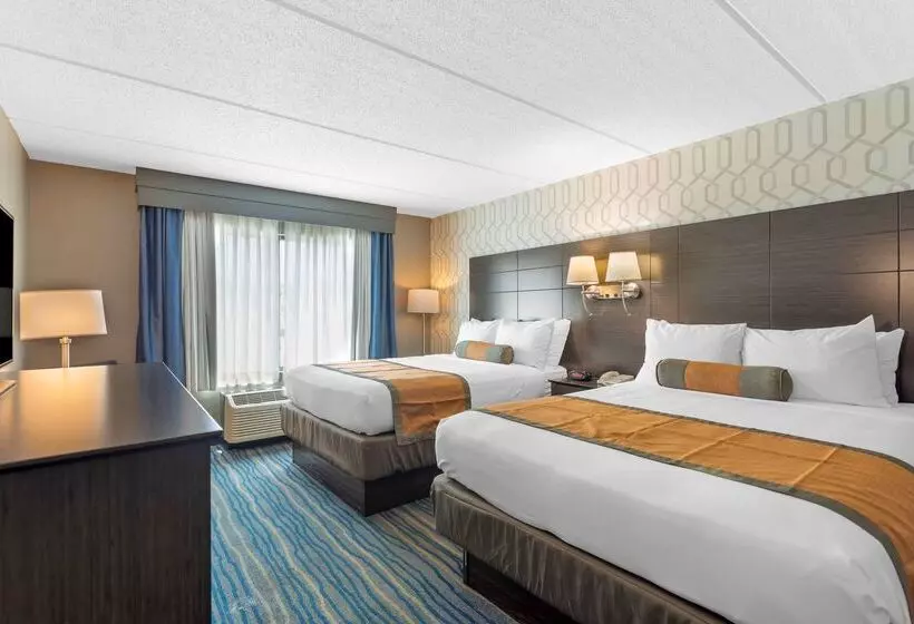 Отель Best Western Plus Bowling Green