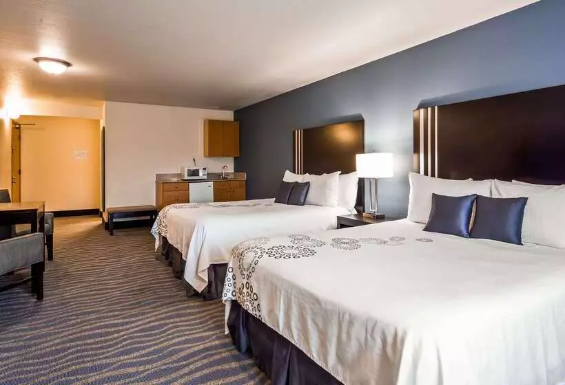 ホテル Best Western Plus Edmonds Harbor Inn